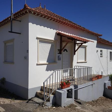 Casa 4 Estacoes Villa Batalha Exterior photo